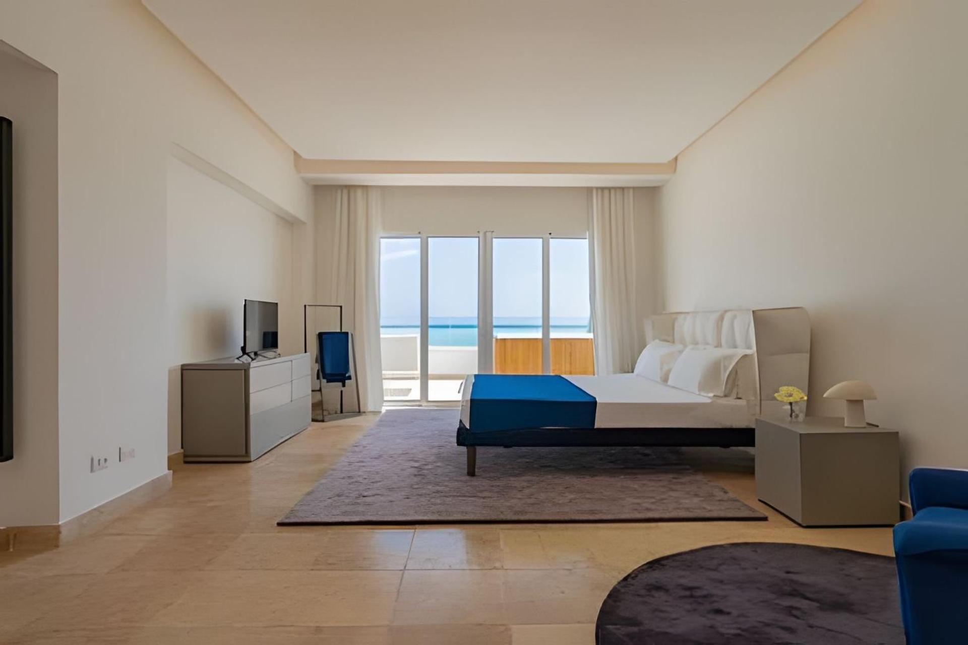 Punta Palmera Front With Private Cold Jacuzzi Apartment *